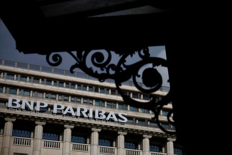 BNP Paribas announces more cost cuts after weak fourth quarter The