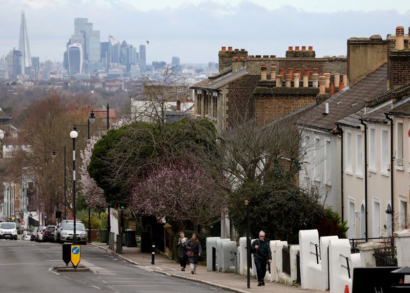 UK homeowners and businesses resilient to high interest rates, BoE says