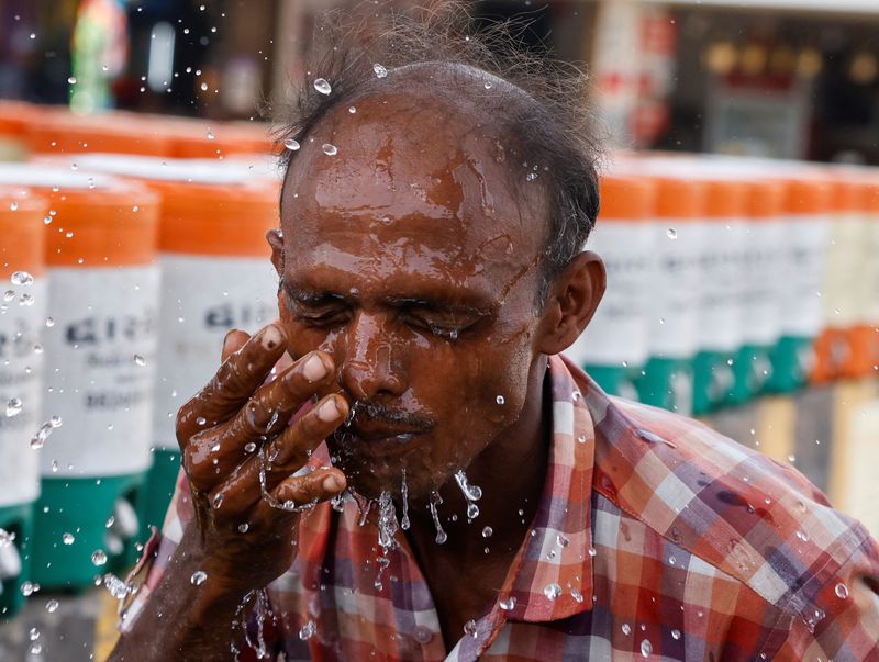 India says Delhi’s record 52.9 Celsius temperature last week was wrong