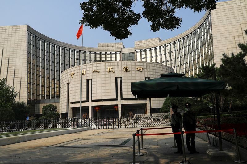 China June new bank loans miss forecasts, some money gauges hit record