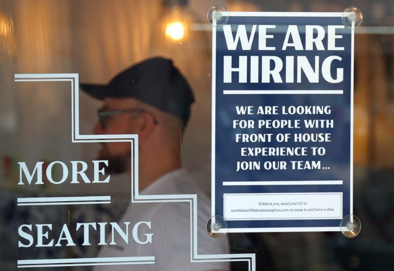 UK jobs market stays in slow gear, recruiters say