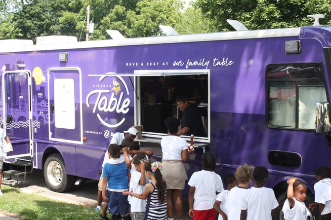 Minnesota Vikings Foundation launches food truck for healthy meals