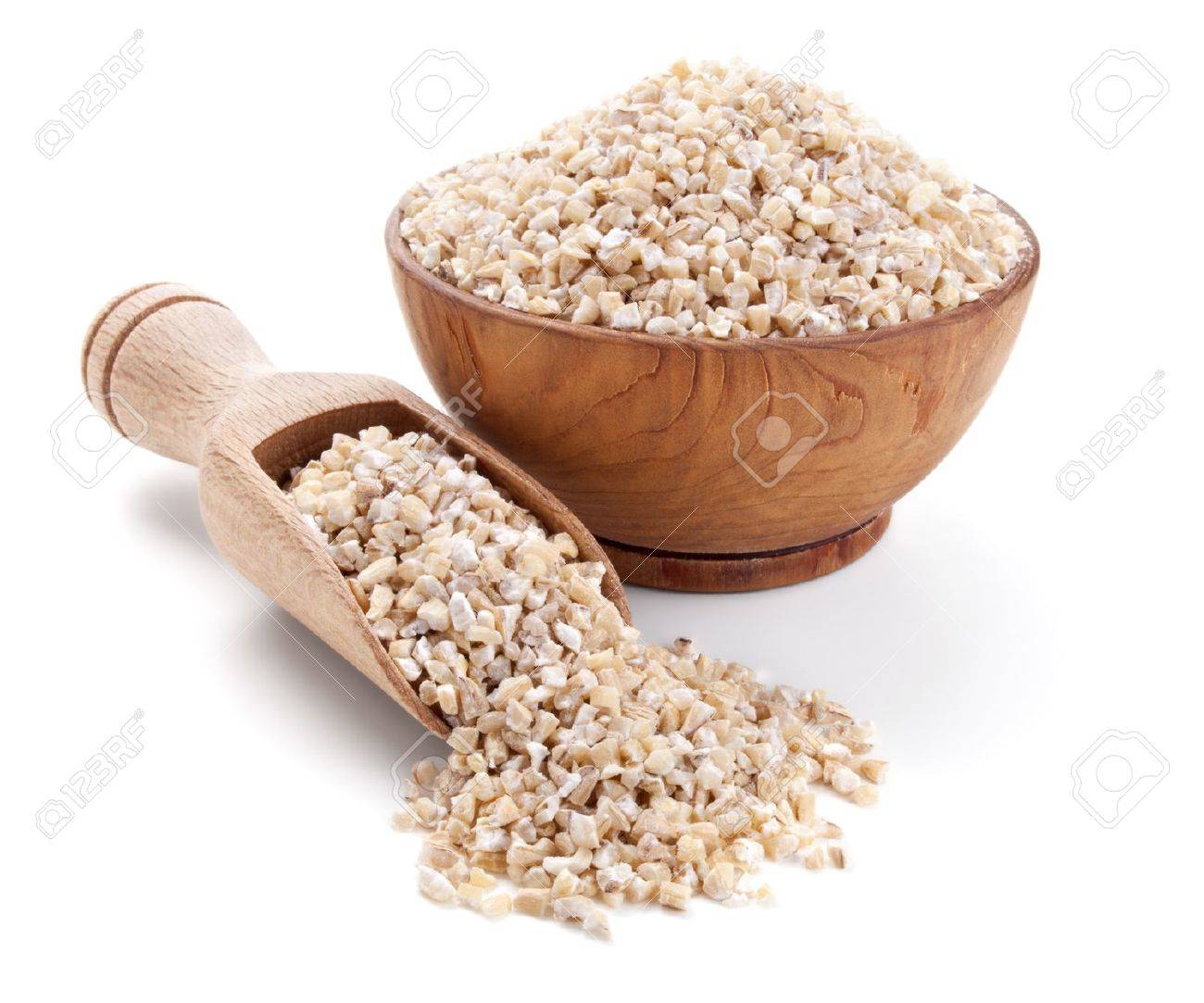 C:\Users\admin\Desktop\17591911-barley-grits-in-a-wooden-bowl-isolated-on-white-background.jpg