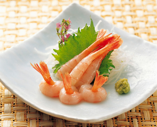https://gurunavi.com/en/japanfoodie/article/sashimi_in_japan/img/06_Sashimi.jpg
