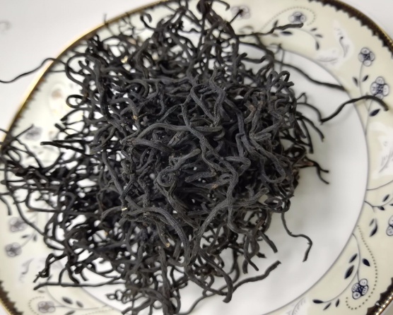 C:\Users\admin\Desktop\High-Quality-Dried-Hijiki-Seaweed-Sargassum-Fusiforme.jpg