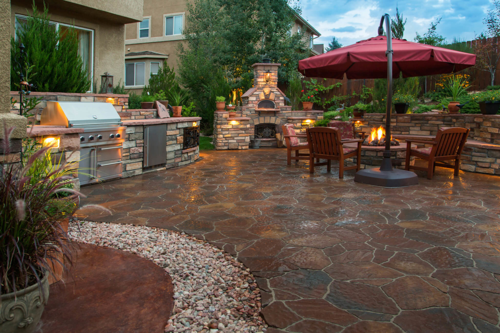 Outdoor Paver Kitchens