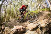 , Chris Kovarik Shredding On The New 2014 Intense Tracer 275C – Carbon Fiber