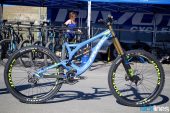 , Eliot Jackson’s 2016 Pivot Factory Racing Phoenix DH Carbon Bike