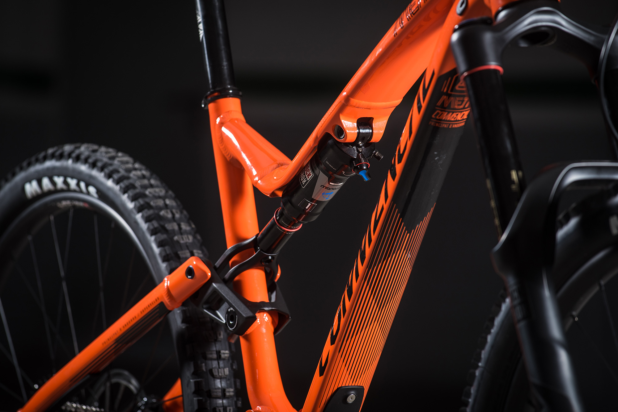 commencal meta orange