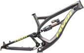 , Video: Pivot Cycles Introduces 2018 Phoenix Carbon DH – Bernard Kerr