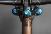 , 2019 Santa Cruz Carbon Chameleon 27.5 / 29″