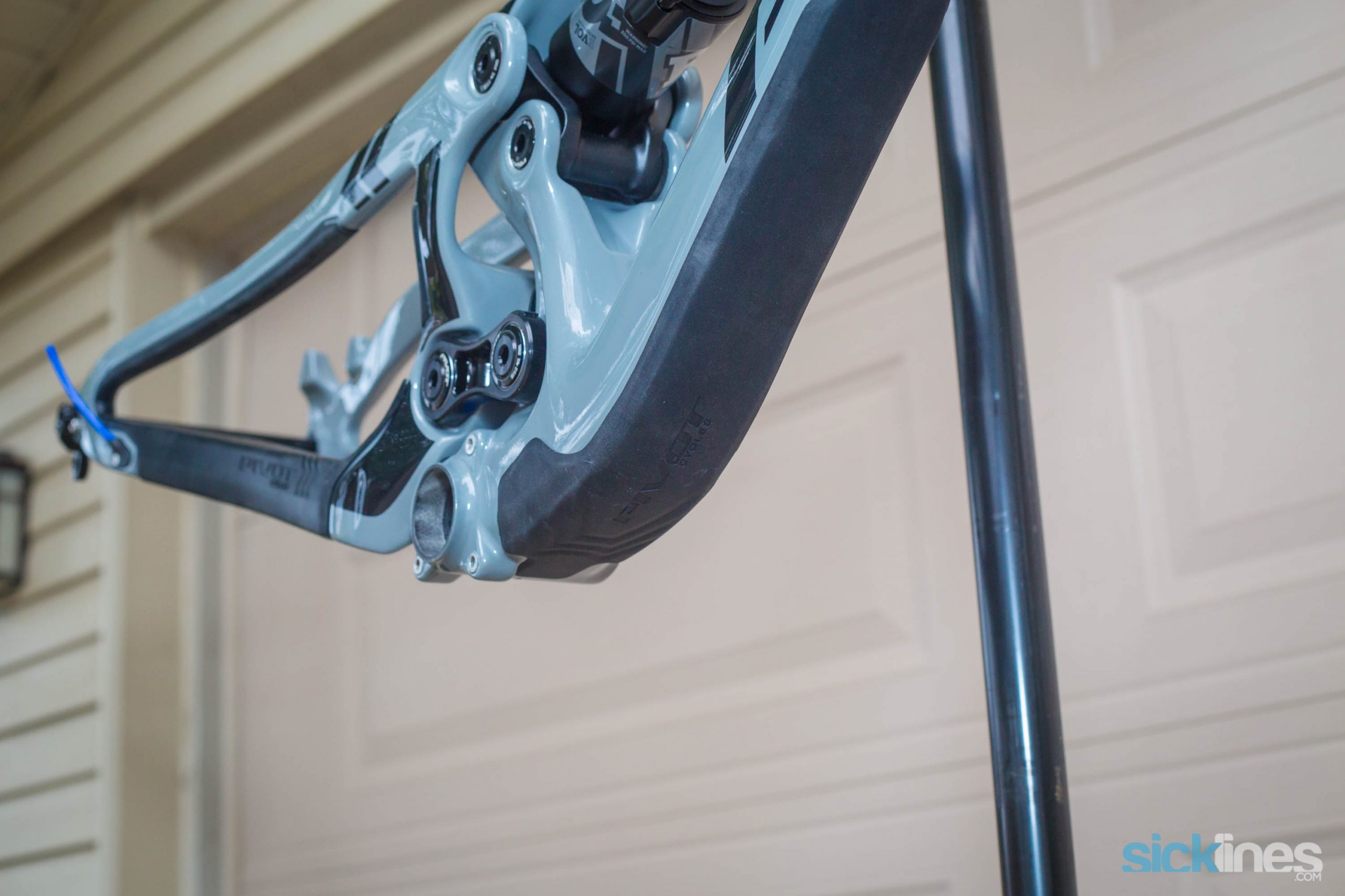 2020PivotPhoenixBuilddowntubeprotection