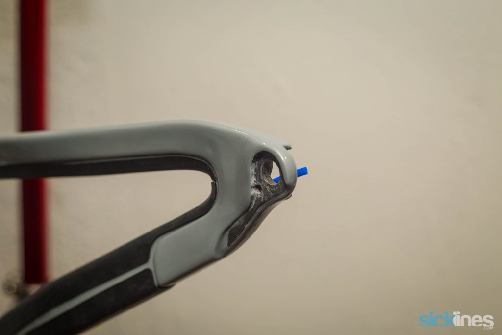 , Pivot Phoenix 29 – Carbon Downhill Bike Build | Part 1