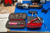 , Pivot Phoenix 29 – Carbon Downhill Bike Build | Part 1