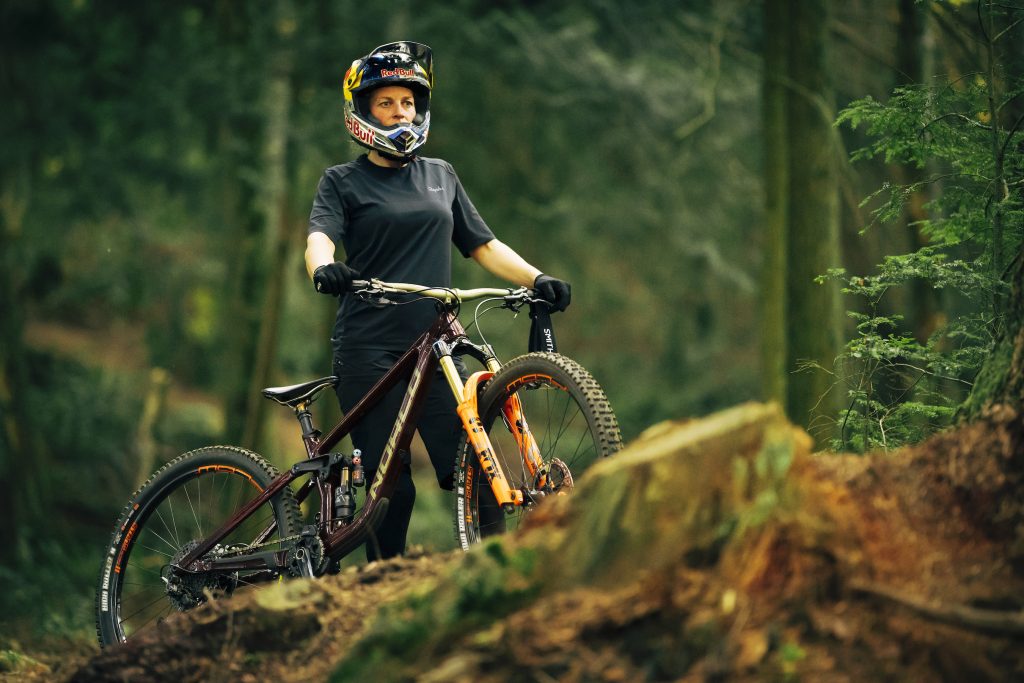 , Jill Kintner – MTB Raw Sound of Speed