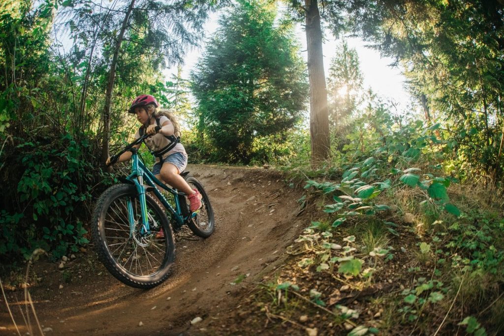 , The Flying Squirrels Club and Radical Rippers