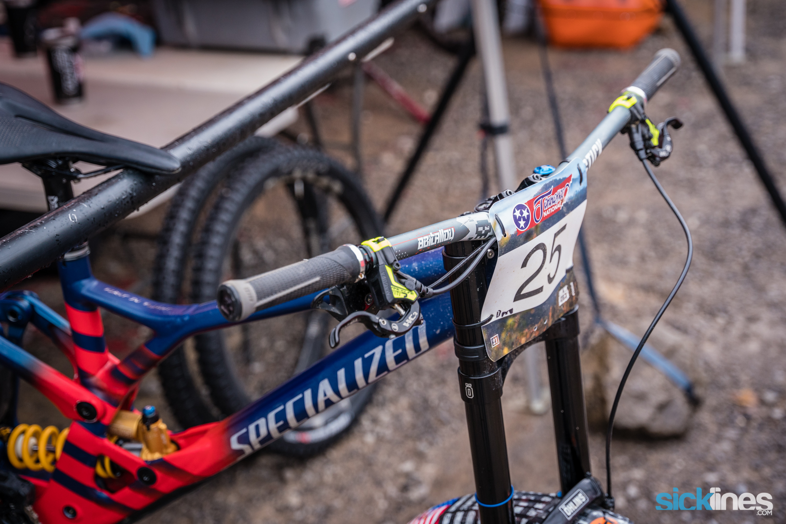 specialized demo race 2021