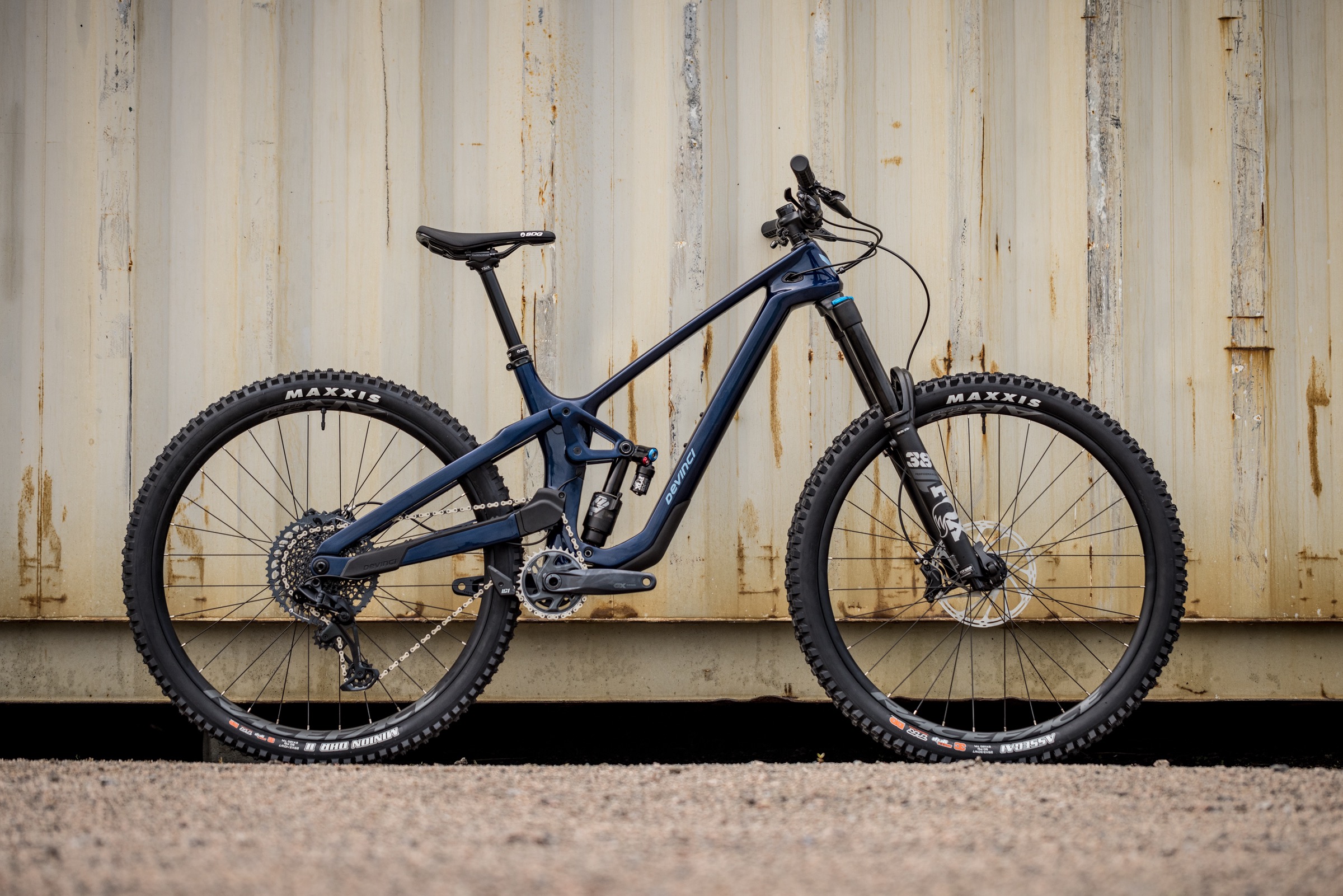 2022 Devinci Spartan HP |