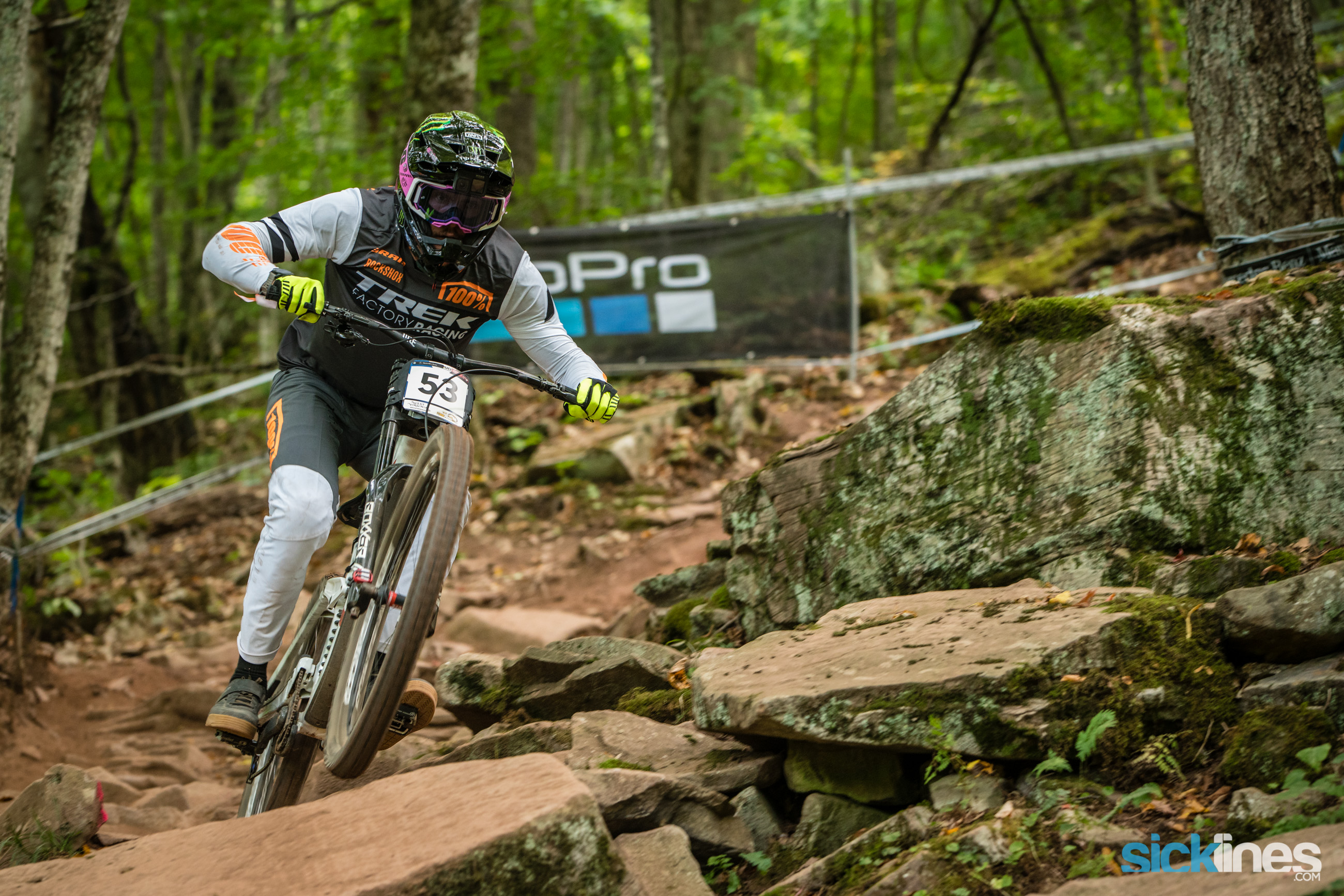 MercedezBenz UCI Downhill World Cup 6 Snowshoe Practice Day