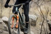 , RAPHA – Rheontm Lab Ultra Lightweight Knee Pads