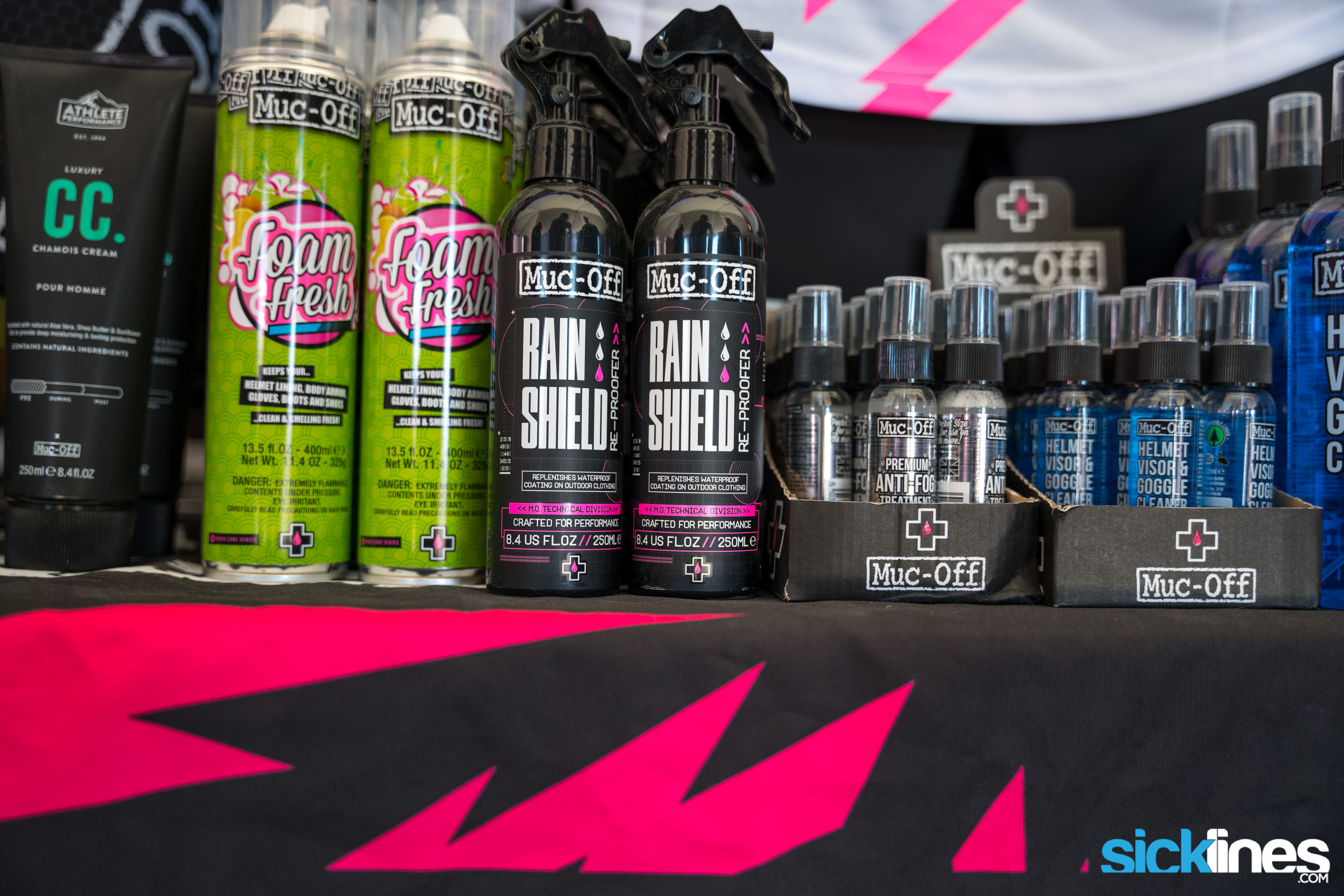 Muc-Off Eco Tank, Diamondback Mission 1 & 2, Reed Boggs Yeti Rampage Bike,  and more at Sea Otter Classic