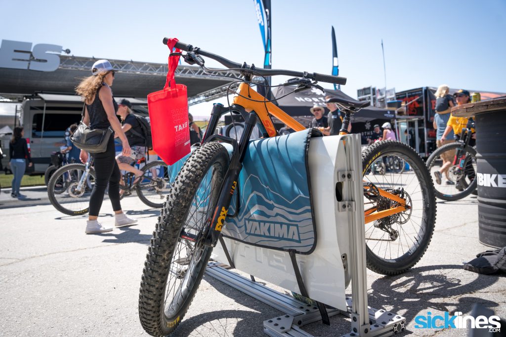 Basecamp in a box: New Yakima EXO Open Range Camp Kitchen connects to your  bike rack - Bikerumor