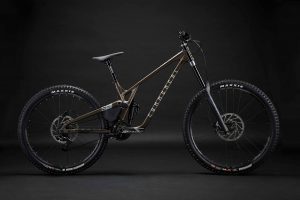 , Commencal Launches 2023 Supreme DH V5