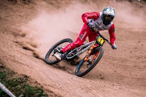 , Commencal Launches 2023 Supreme DH V5