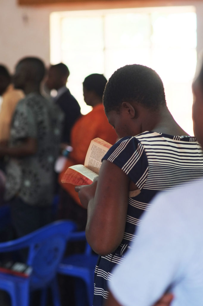 GG-Malawi-Church-Day-BibleReading