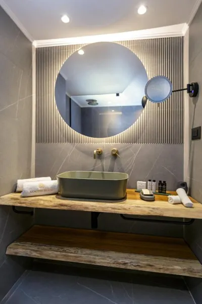 Akrotiri Beach Resort Hotel