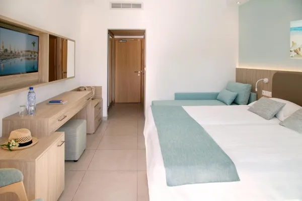 Asterias Beach Hotel