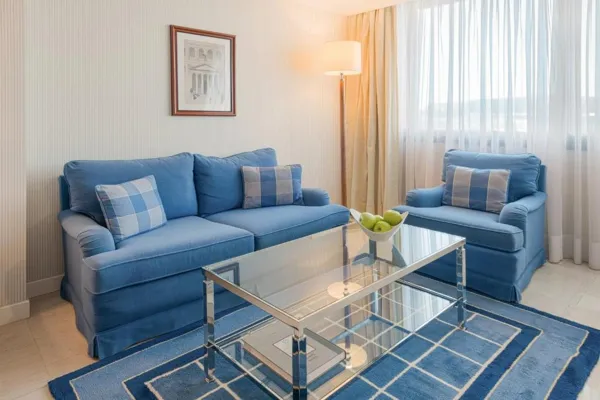 Athenaeum Intercontinental, an IHG Hotel