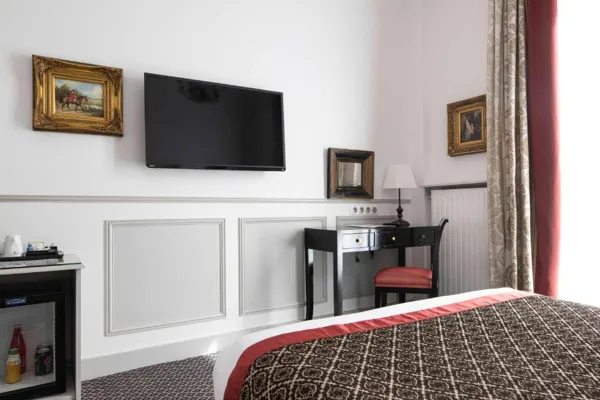 Bradford Elysées – Astotel