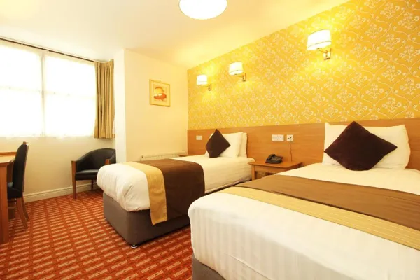 Castle Hotel