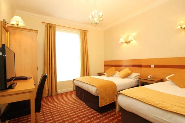 Castle Hotel