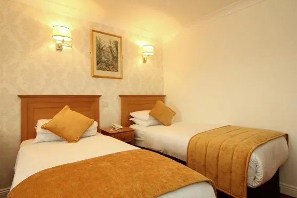 Castle Hotel