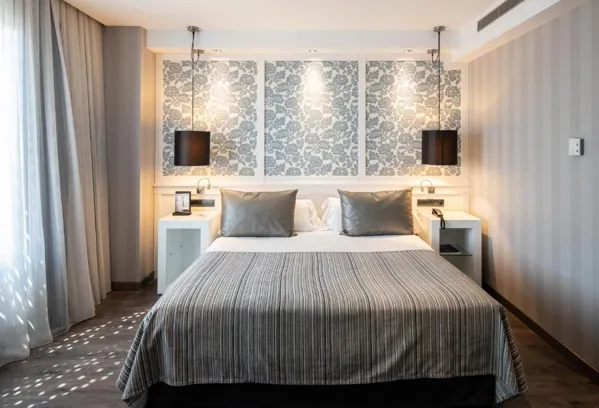 Catalonia Barcelona Plaza