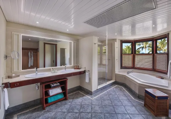 Dinarobin Beachcomber Golf Resort & Spa