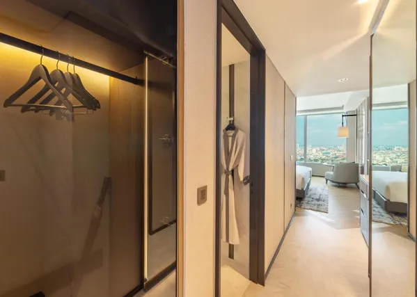 Eastin Grand Hotel Phayathai