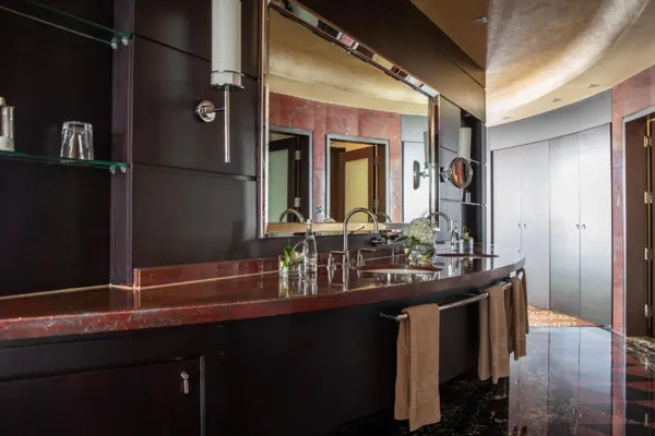 Jumeirah Emirates Towers