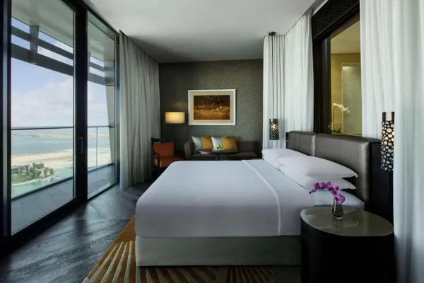 Grand Hyatt Abu Dhabi Hotel & Residences Emirates Pearl