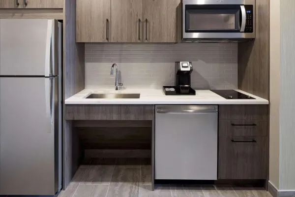 Homewood Suites By Hilton Montreal Midtown