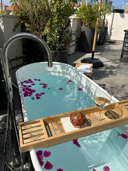 Allegro Neve Tzedek Boutique Suites – By HOMY
