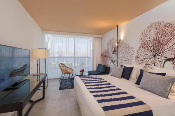 ים סוף מקבוצת מלונות ישרוטל