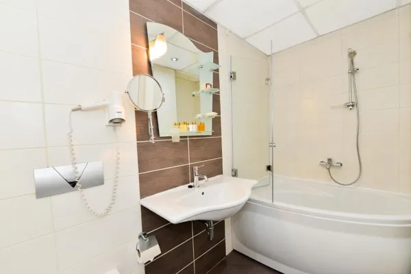 Best Western Art Plaza Hotel