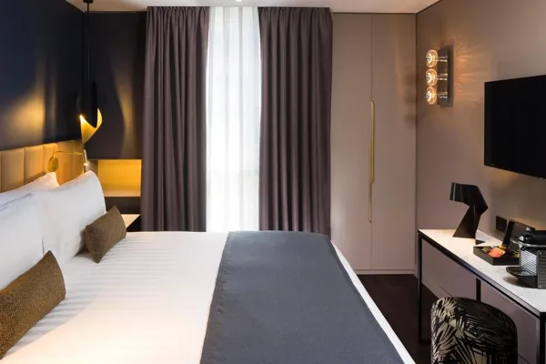 Hotel Le 10 BIS