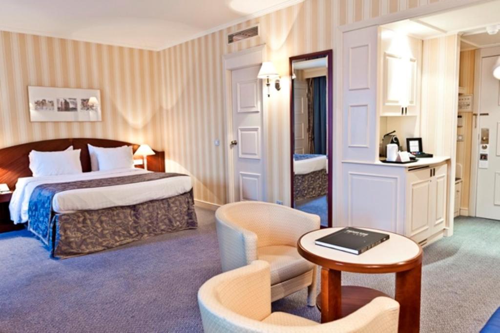 Hotel picture
