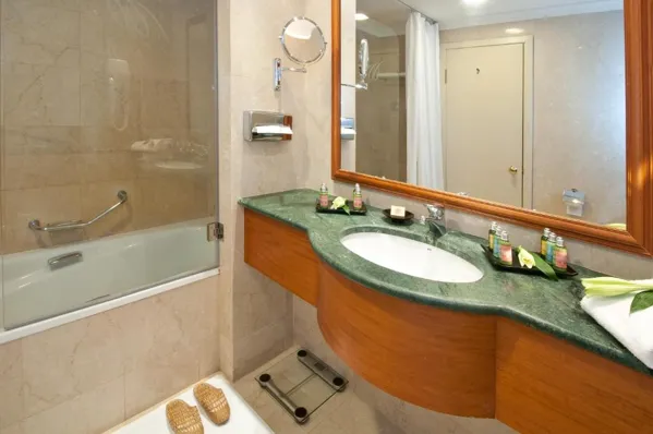 יו מג'יק פאלאס