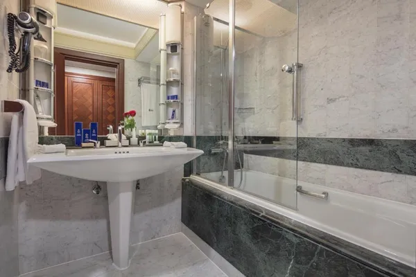 Merit Crystal Cove Hotel Casino & SPA