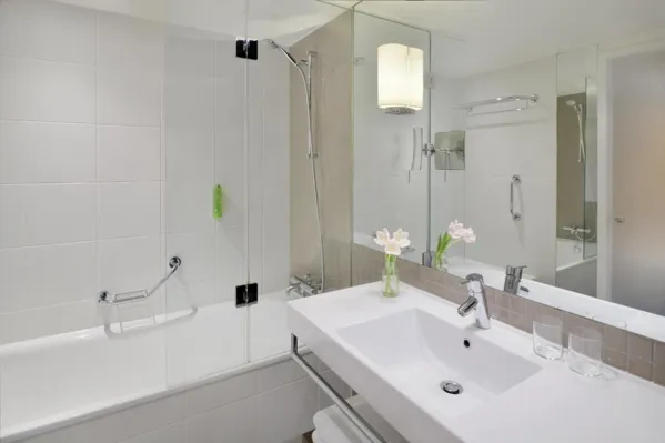 Mövenpick Hotel Amsterdam City Centre